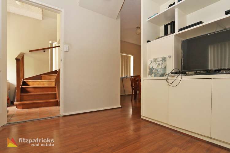 Third view of Homely unit listing, 1/49 Simmons Street, Wagga Wagga NSW 2650