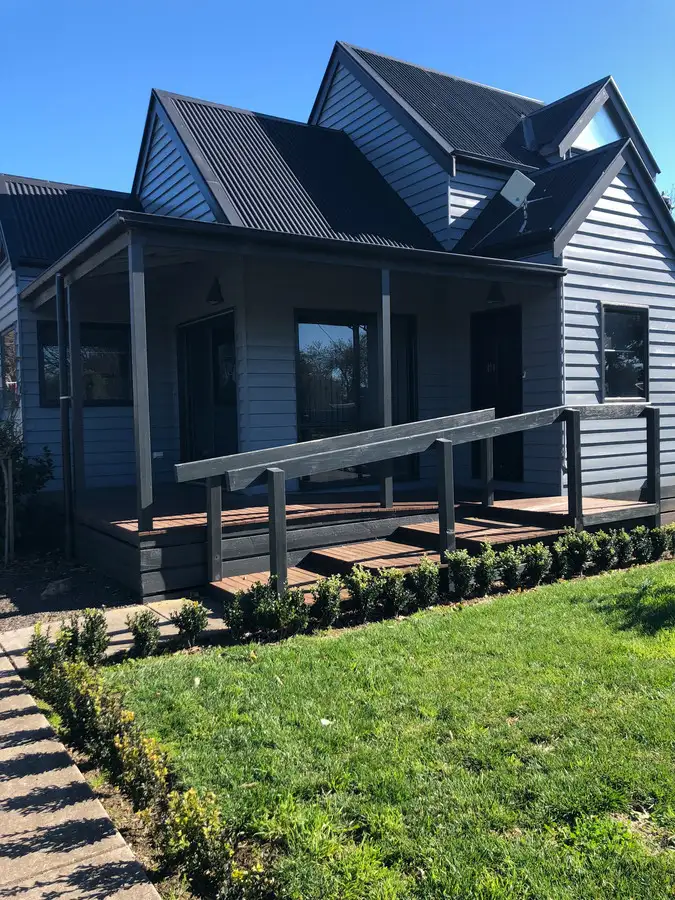 27 Sterling Street