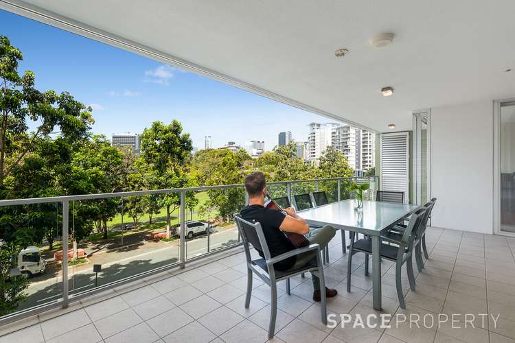 Second view of Homely apartment listing, 7088/7 Parkland Boulevard, Brisbane City QLD 4000