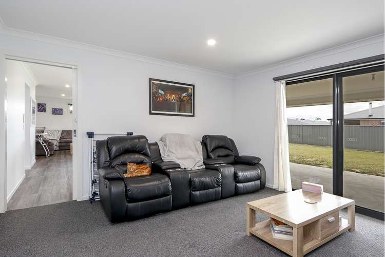 Fifth view of Homely house listing, 5 Tweedie Court, Stratford VIC 3862