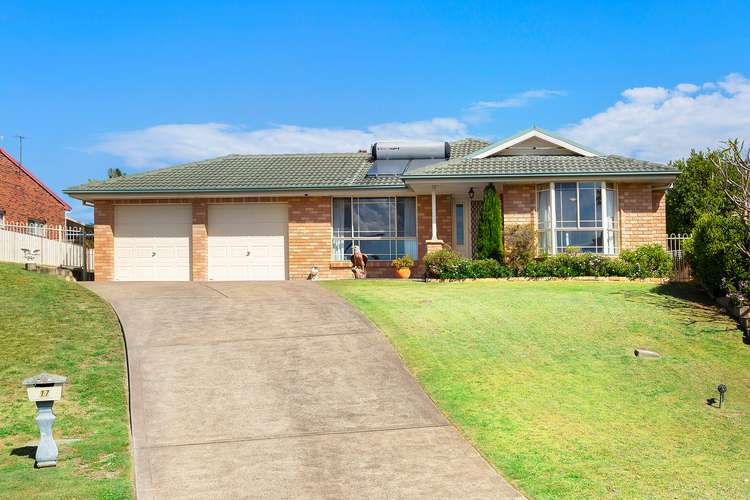 17 Ashland Close, Rutherford NSW 2320