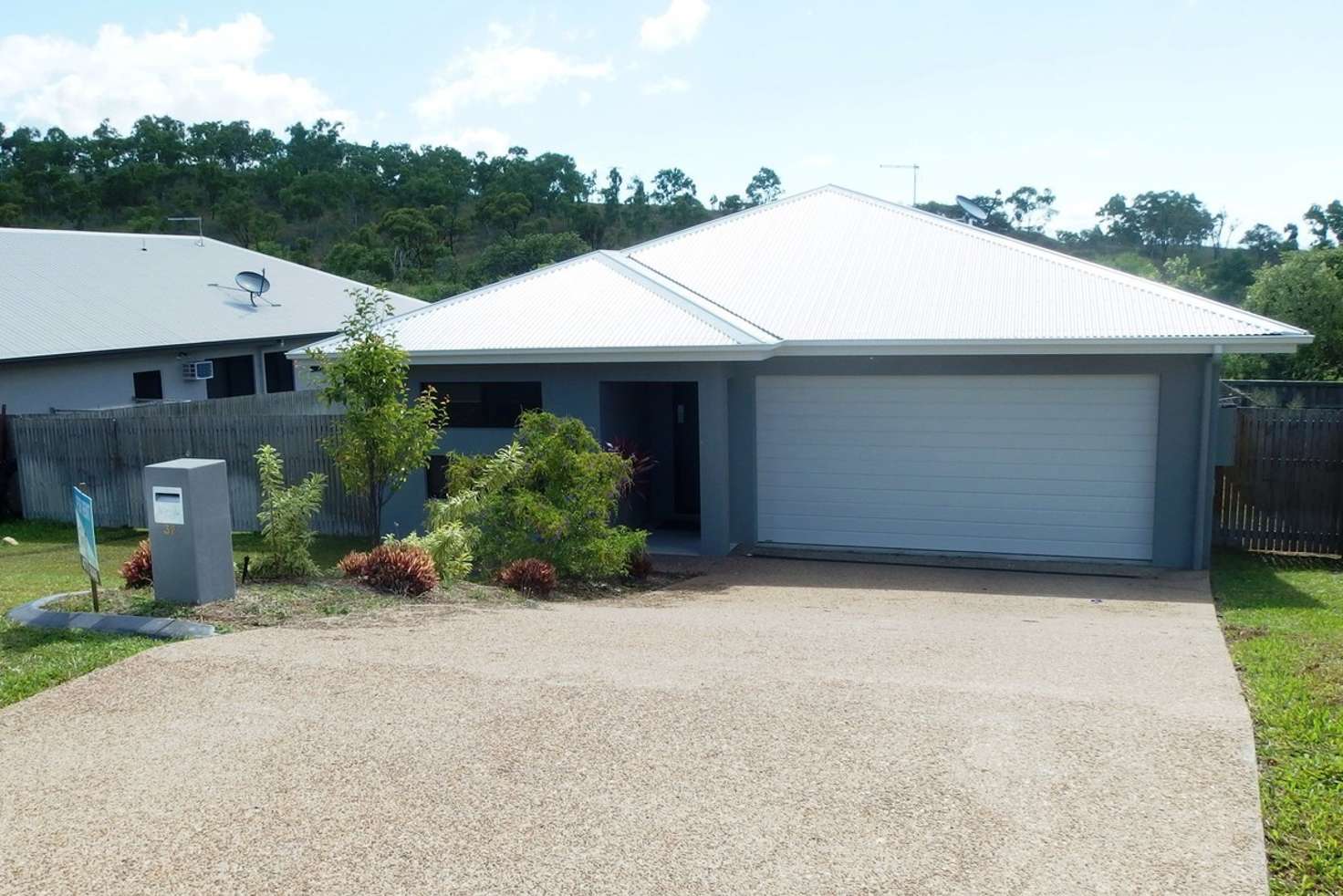 Main view of Homely house listing, 32 Elford Place, Mount Louisa QLD 4814