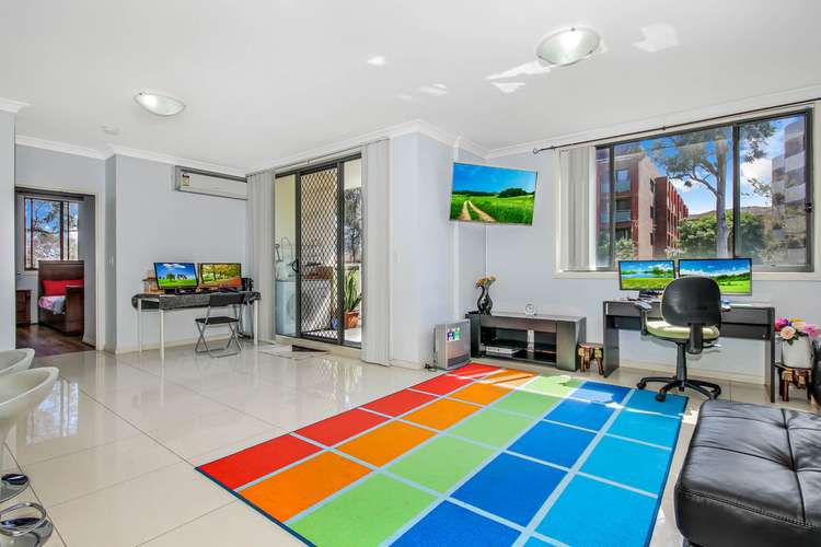Main view of Homely unit listing, 14/12-14 Clifton Street, Blacktown NSW 2148