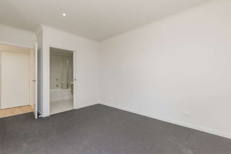 Fifth view of Homely unit listing, 9A Oxford Street, Whittington VIC 3219