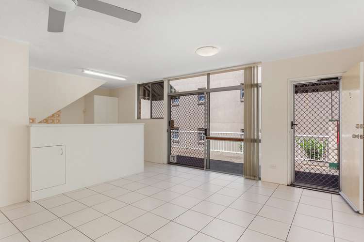 Second view of Homely unit listing, 2/21 Heath Street, Southport QLD 4215