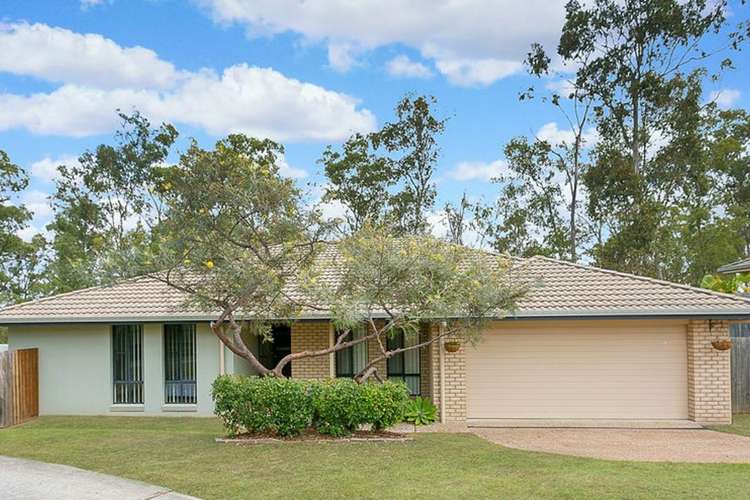 8 Sampson Court, Chuwar QLD 4306