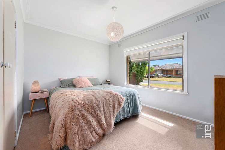 Fifth view of Homely house listing, 2 Hinchley Street, Wangaratta VIC 3677