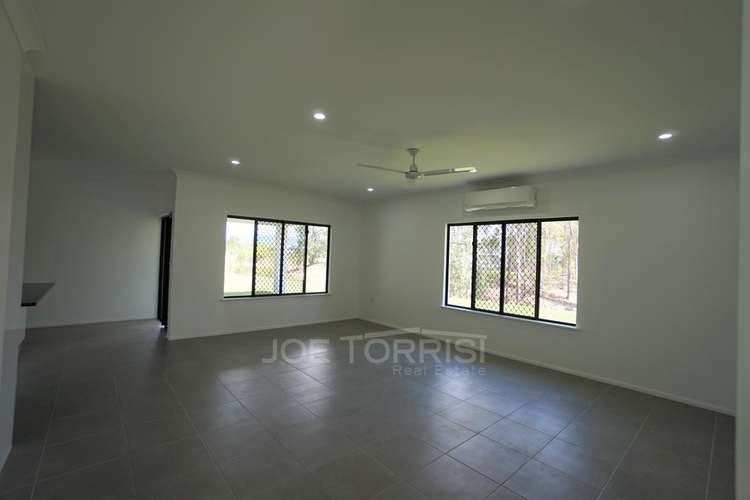 Seventh view of Homely house listing, 2 Yarrabee Close, Mareeba QLD 4880