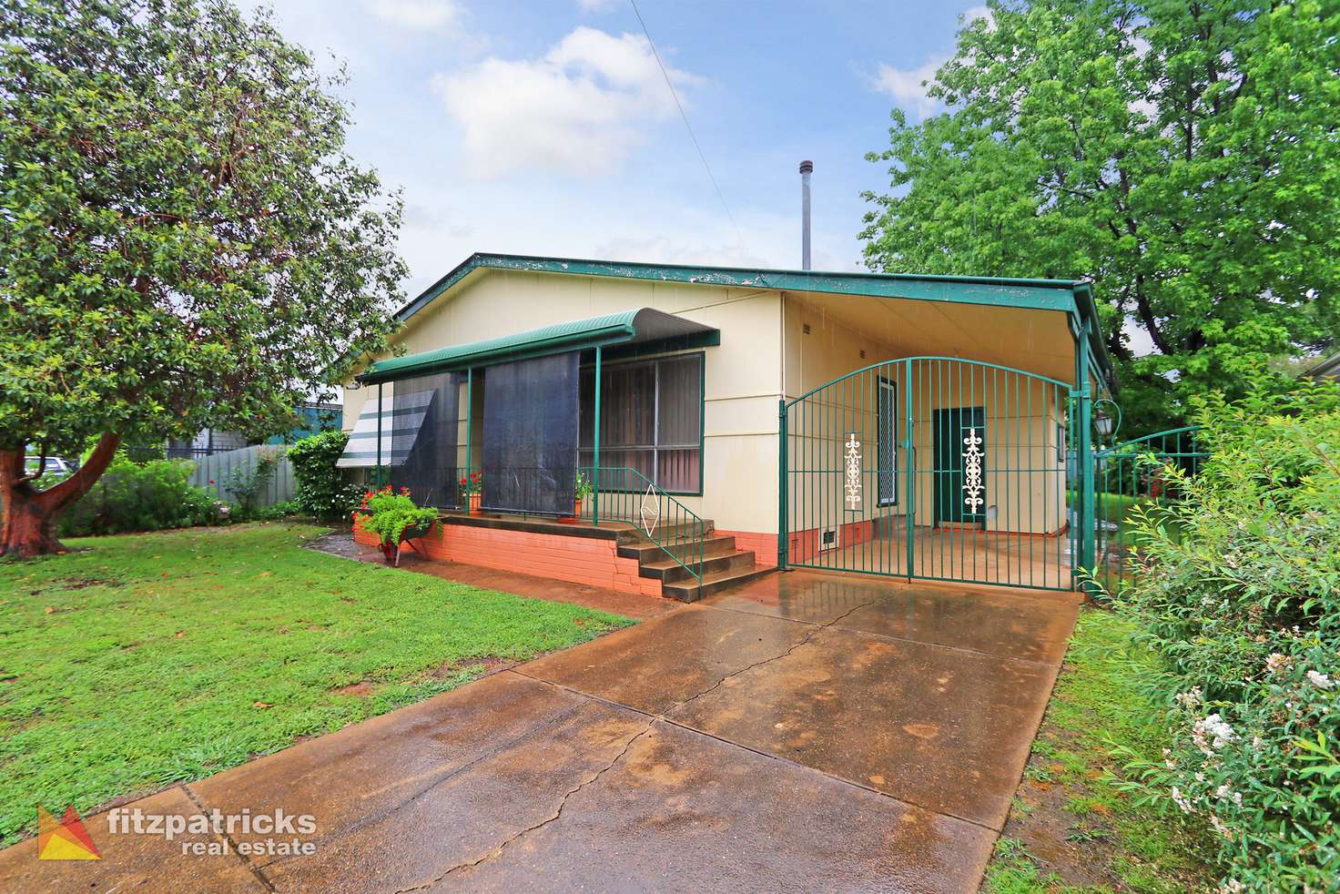 Main view of Homely house listing, 10 Montgomery Street, Ashmont NSW 2650