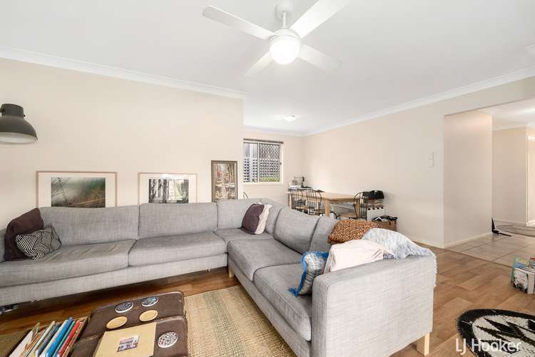 Third view of Homely villa listing, 5/37 Landseer Street, Sunnybank Hills QLD 4109