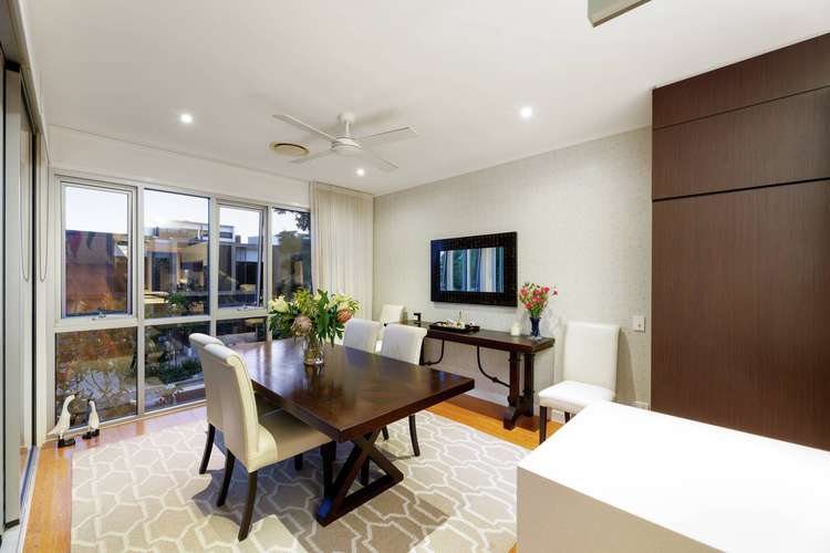 Fourth view of Homely townhouse listing, 2/45 Parkside Circuit, Hamilton QLD 4007