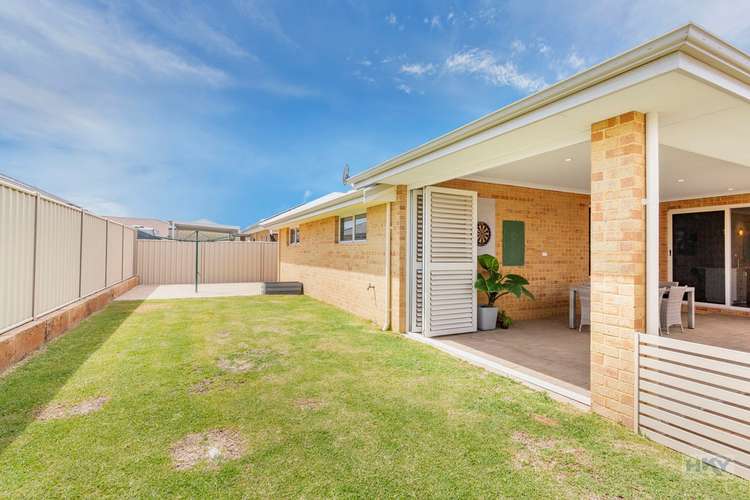 Fourth view of Homely house listing, 6 Arinto Court, Caversham WA 6055