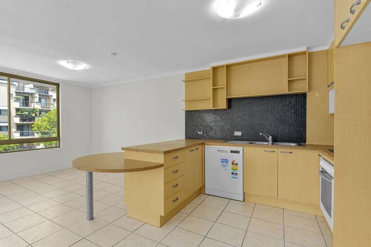 Third view of Homely apartment listing, 89 Thorn Street, Kangaroo Point QLD 4169
