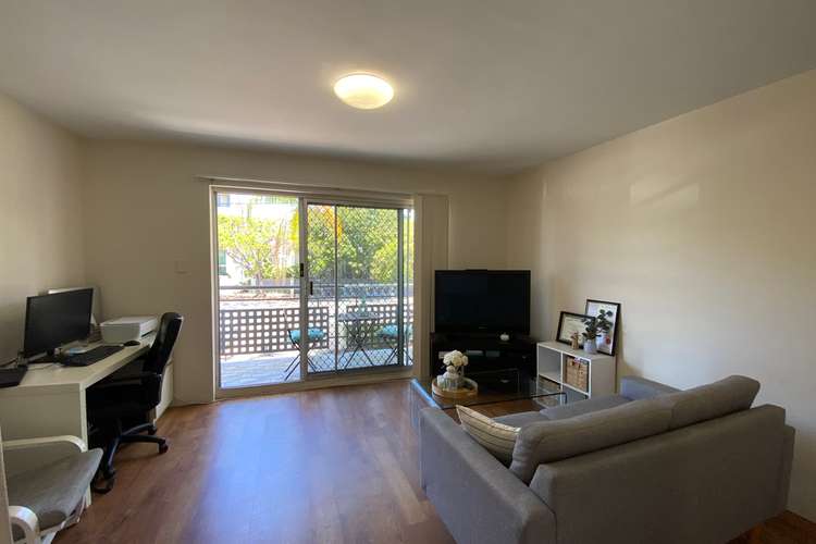 Second view of Homely apartment listing, 2/6 Griffith Street, New Farm QLD 4005