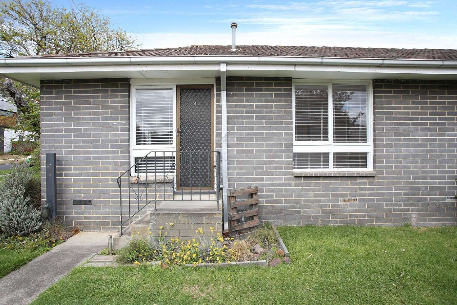 Main view of Homely unit listing, 1/3 Wood Street, Mornington VIC 3931