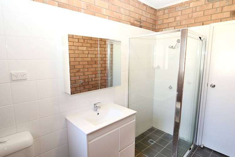Third view of Homely unit listing, 3/76 Travers Street, Wagga Wagga NSW 2650