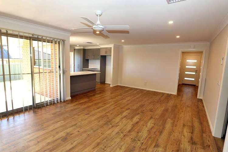 Fifth view of Homely unit listing, 10 Protea Place, Forest Hill NSW 2651