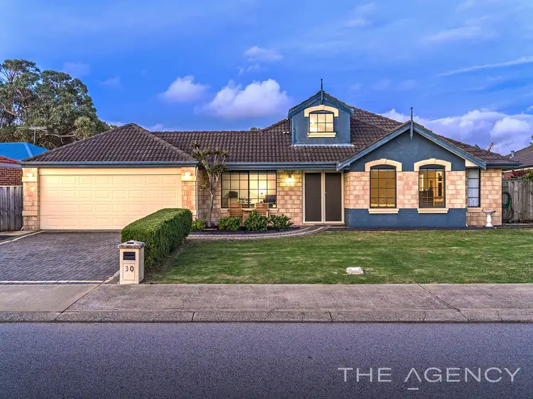 30 Glenelg Way
