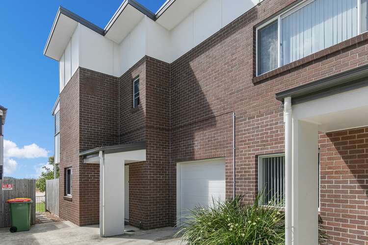 Third view of Homely townhouse listing, 4/184 Thorneside Road, Thorneside QLD 4158