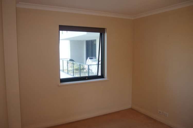 Fourth view of Homely apartment listing, 31/34 Kings Park Road, West Perth WA 6005