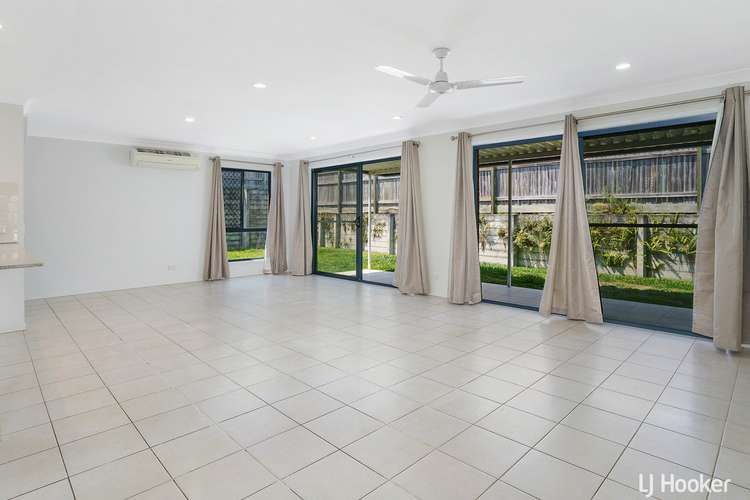 Fifth view of Homely house listing, 4 Flametree Crescent, Berrinba QLD 4117