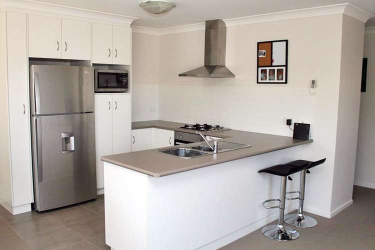 Second view of Homely unit listing, 18/10 Mirrul Street, Glenfield Park NSW 2650