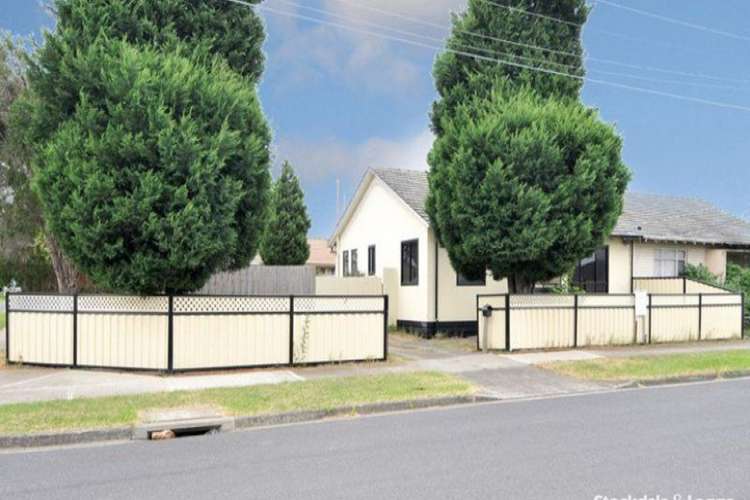 Second view of Homely house listing, 8 Trethowan Street, Broadmeadows VIC 3047