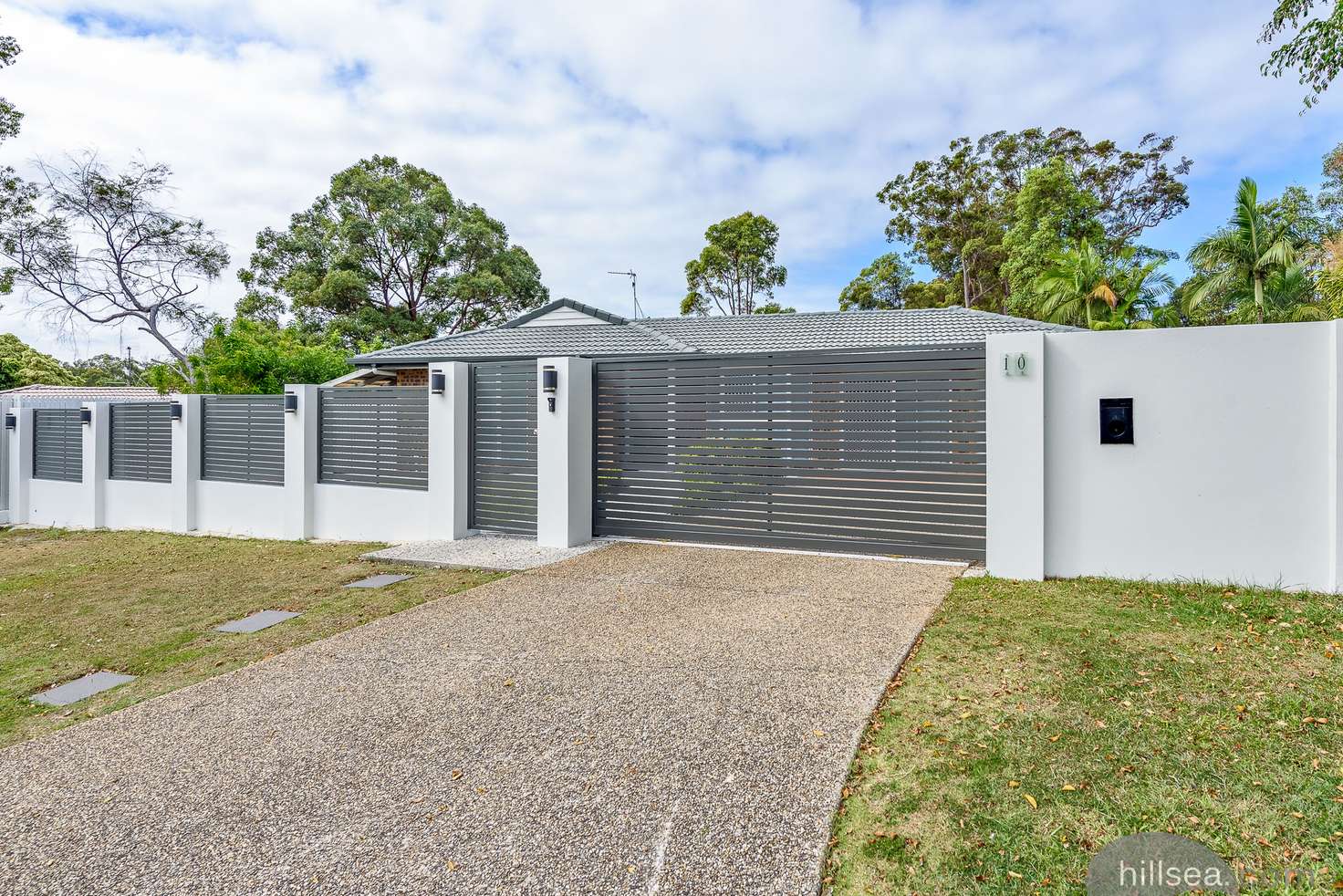 Main view of Homely house listing, 10 Ashburton Close, Arundel QLD 4214