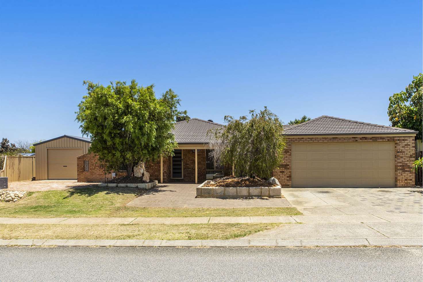 Main view of Homely house listing, 2 Micrometer Place, Mullaloo WA 6027
