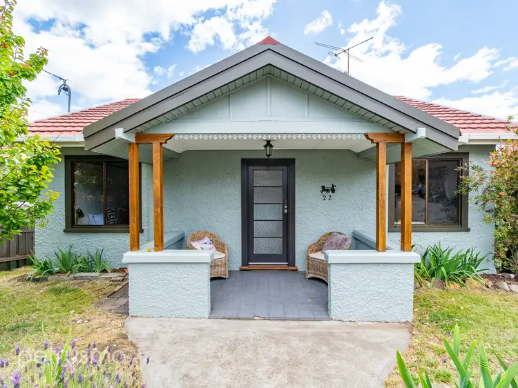 22 Furneaux Avenue