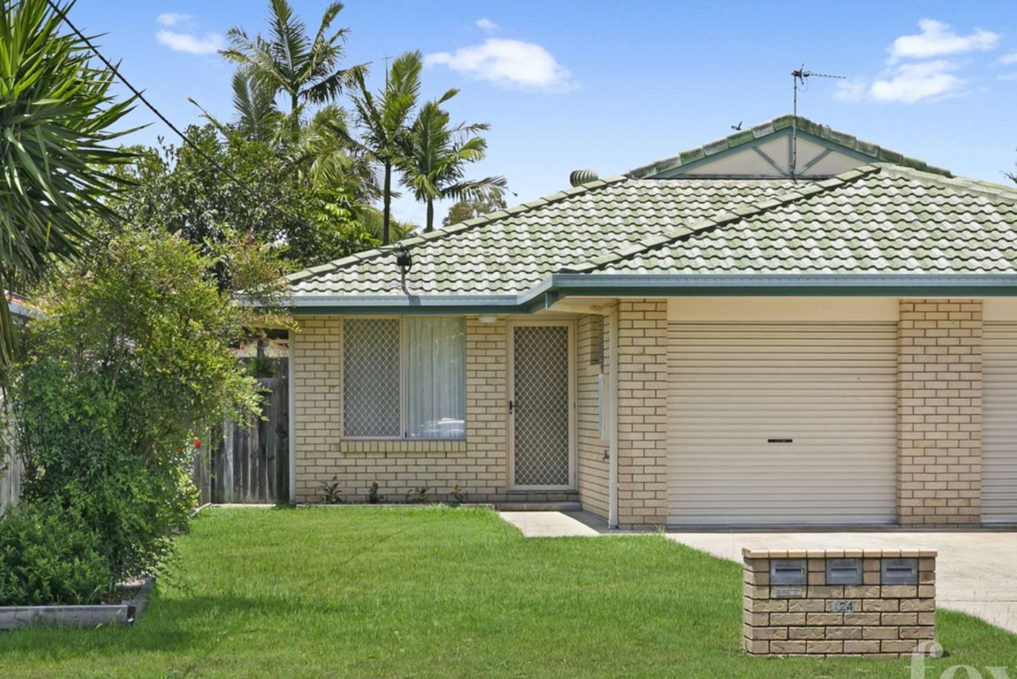 Main view of Homely semiDetached listing, 1/124 Whiting Street, Labrador QLD 4215