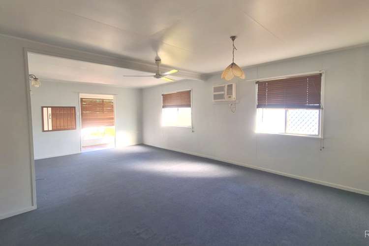 Sixth view of Homely house listing, 122 Main Street, Park Avenue QLD 4701