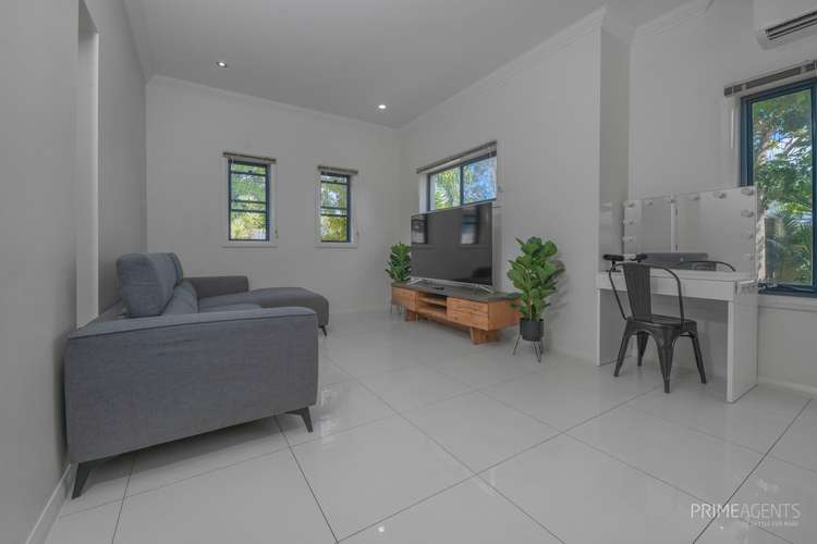Third view of Homely unit listing, 1/243 Torquay Tce, Torquay QLD 4655