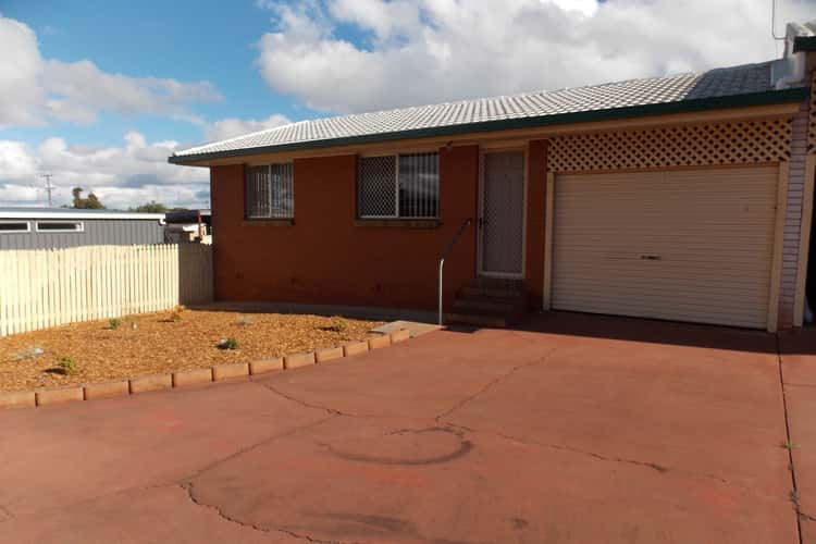 Main view of Homely unit listing, 2/52 Noll Street, Kearneys Spring QLD 4350