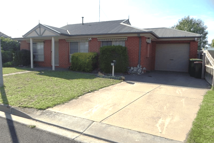Second view of Homely townhouse listing, 2/24 Stefan Court, Lara VIC 3212