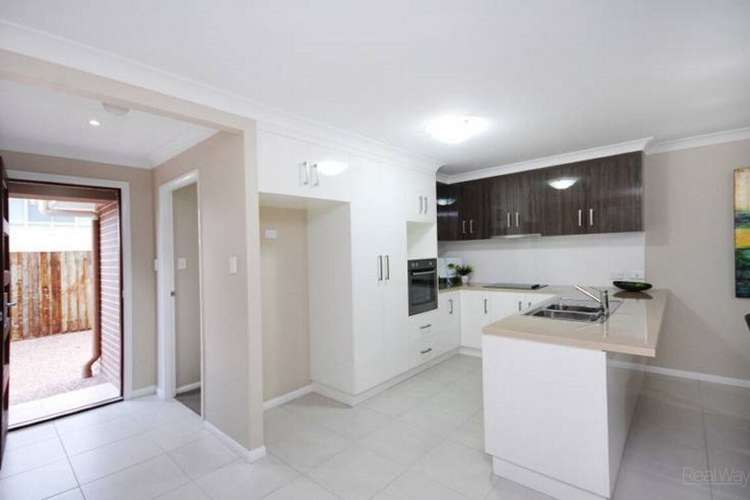 Fifth view of Homely unit listing, 3/99 Stuart Street, Mount Lofty QLD 4350