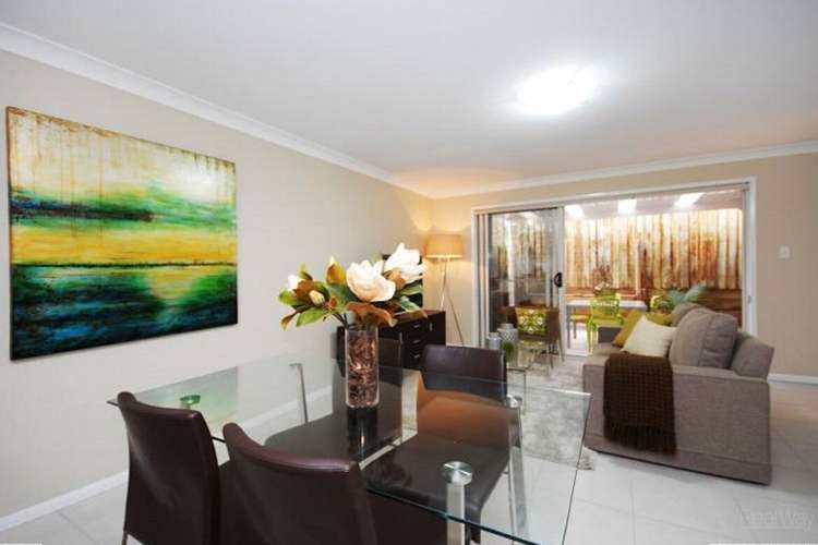 Sixth view of Homely unit listing, 3/99 Stuart Street, Mount Lofty QLD 4350