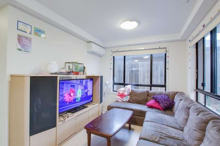 Fourth view of Homely unit listing, 1/11 Southland Street, Leichhardt QLD 4305