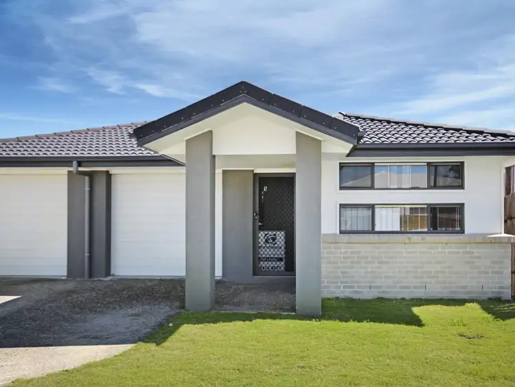 9 Ezra Court