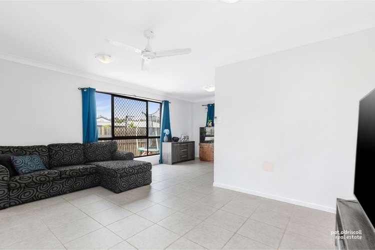 Fourth view of Homely house listing, 2 Jomarant Place, Kawana QLD 4701