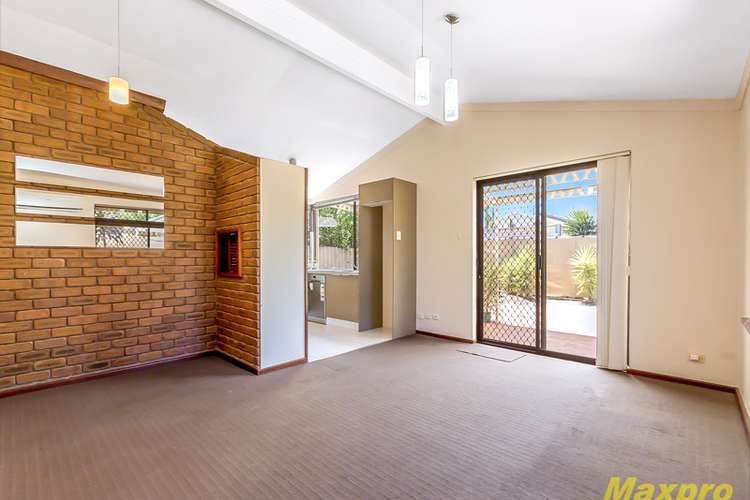 Sixth view of Homely villa listing, 21 Gama Court, Parkwood WA 6147