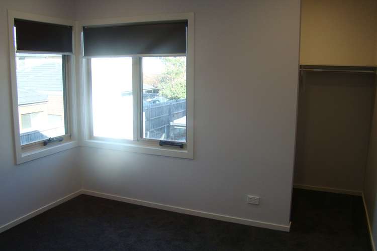 Fifth view of Homely townhouse listing, 3/165 Beach Street, Frankston VIC 3199