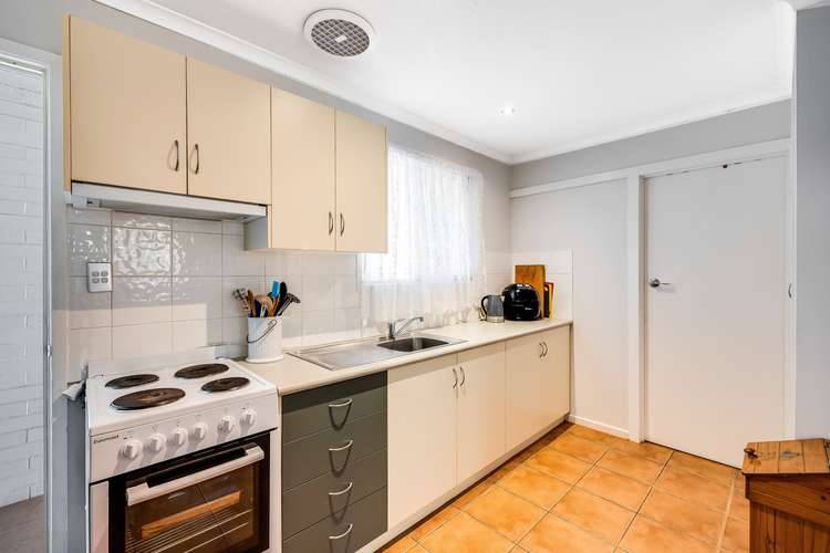Sixth view of Homely unit listing, 1/60 Wooldridge Street, Mount Lofty QLD 4350