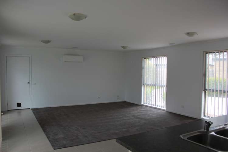Second view of Homely unit listing, 2/8 Hood Street, Frankston VIC 3199