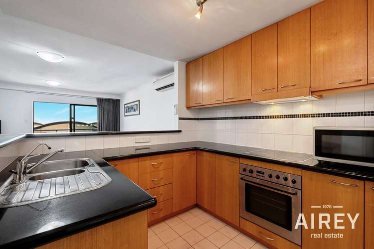 Fourth view of Homely apartment listing, 39/128 Mounts Bay Road, Perth WA 6000