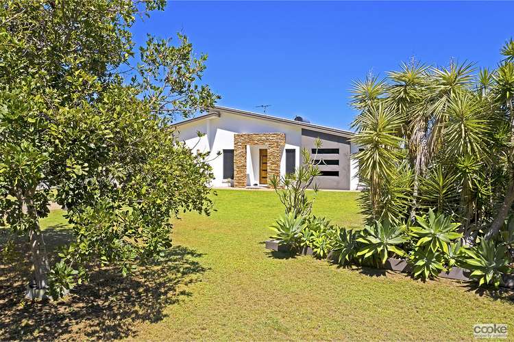 Second view of Homely house listing, 16 Lakeview Circuit, Mulambin QLD 4703