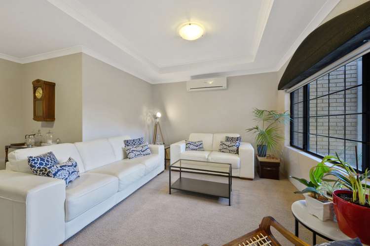 Seventh view of Homely house listing, 16 Negresco Turn, Currambine WA 6028