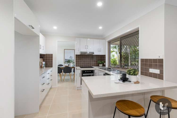 Fifth view of Homely house listing, 10 Traminer Court, Thornlands QLD 4164