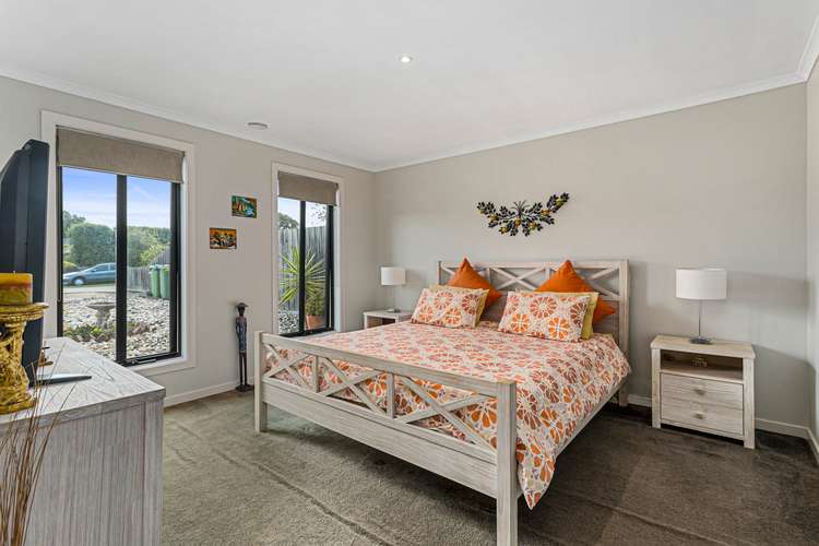 Sixth view of Homely house listing, 1 Forshaw Court, Rosebud VIC 3939