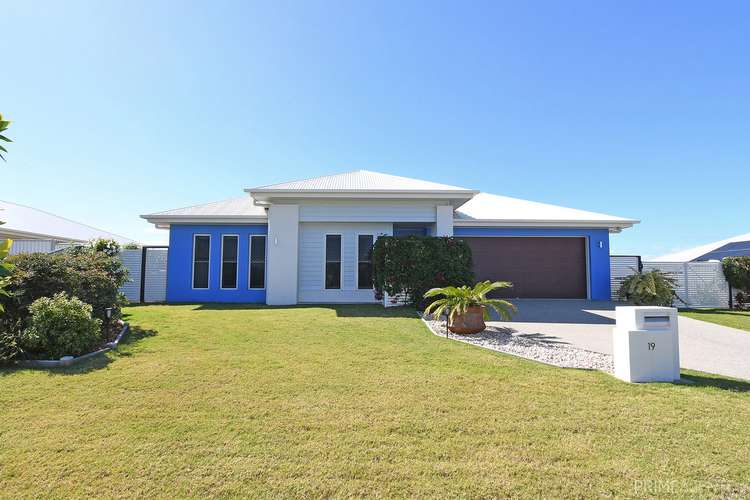 Second view of Homely house listing, 19 Peppermint Circuit, Nikenbah QLD 4655